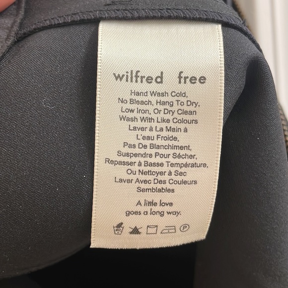 Aritzia Leah Wilfred black skirt size 2 - Picture 4 of 7